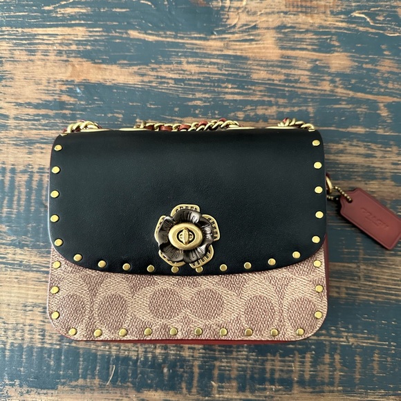 Coach Signature Madison Shoulder Bag 16 With Rivets - Picture 14 of 16